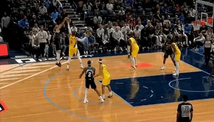 best365登录网页版-霍姆格伦关键三分投进砍下22分，雷霆剩3分钟落后步行者5分