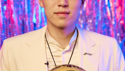 第16顺位！开拓者官推晒杨瀚森被选中帅照：一周前的今天🥹❤️